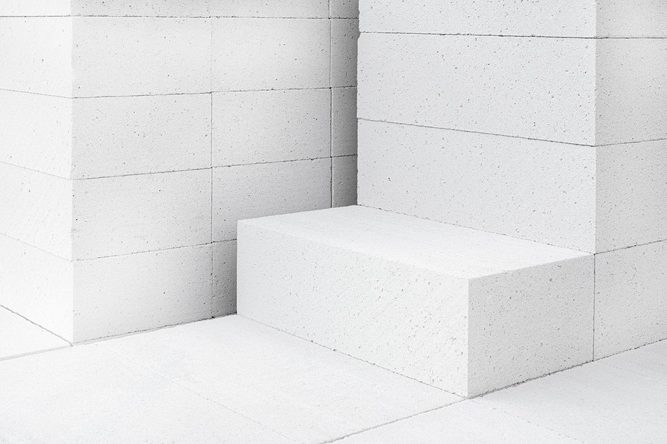 Что лучше: пеноблок или газоблок — сравниваем два популярных строительных материала