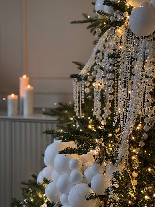 8 классных идей, чем заменить мишуру на елке