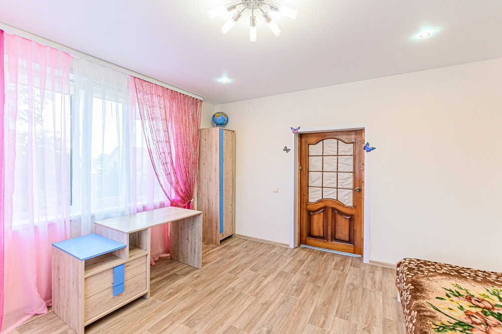 Тюль-2026: тренды и антитренды, советы по выбору и сочетанию (58 фото)