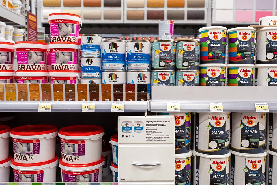 Как снять краску со стен: рабочие способы и важные советы