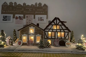 Подопечные фонда «Мальтезер» построили большой пряничный дом