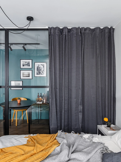 Как разделить комнату на две зоны: 11 способов и 76 фотопримеров