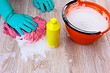 Чем отмыть линолеум от грязи: средства для чистки и советы по удалению разных пятен