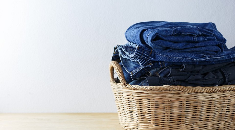 Как стирать джинсы: полезные советы и ошибки, которые портят вещи