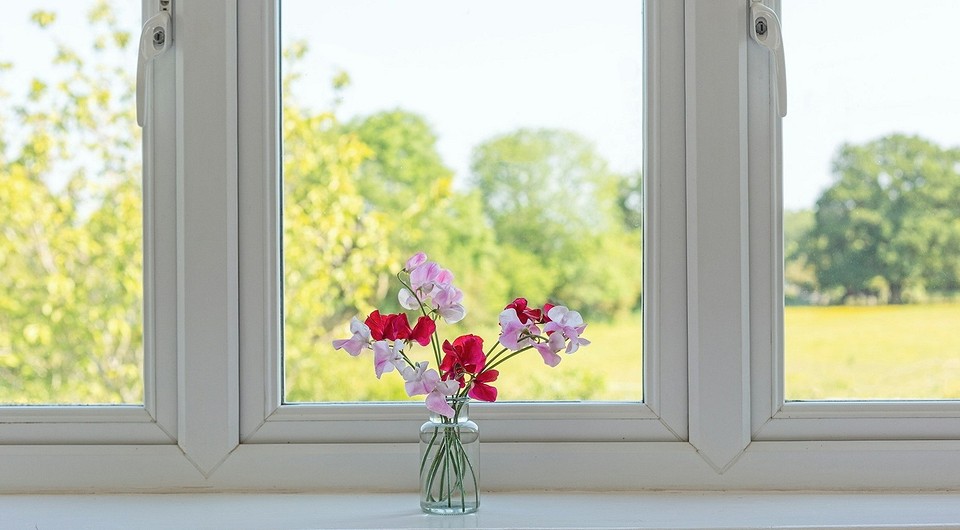 Чем отмыть пластиковые подоконники: лучшие средства и советы по подбору ухода