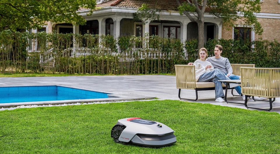 Робот-газонокосилка Dreame Roboticmower A1 теперь выпускается в Pro-версии