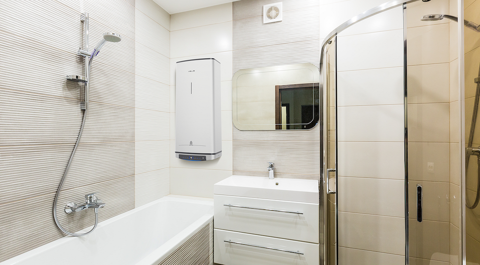 Умный интерьер ванной: технологии, которые экономят время и ресурсы