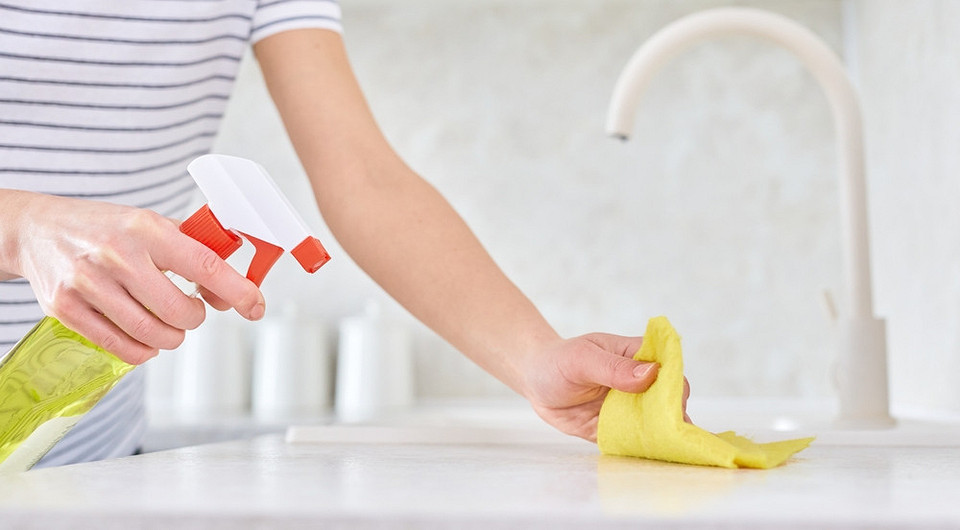 Как быстро убрать квартиру: полезные советы и пошаговый план