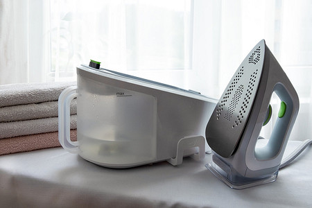 Как выбрать парогенератор: 7 важных характеристик и отличия моделей для глажки и уборки