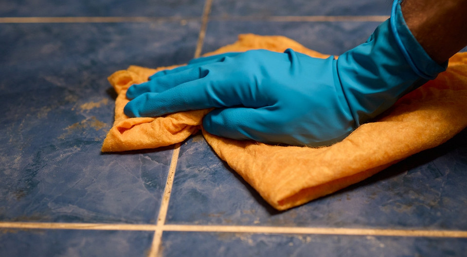 Как очистить плитку от плиточного клея: простые инструкции и полезные советы