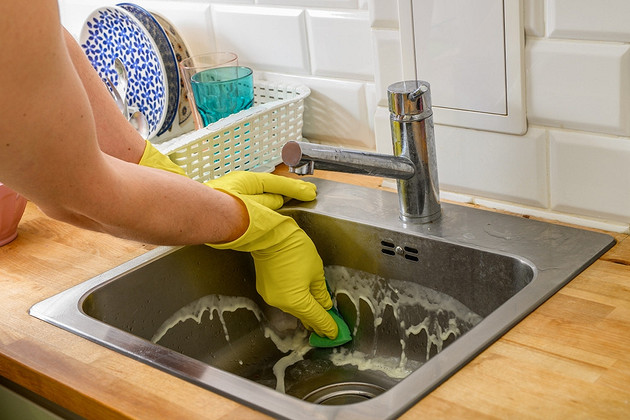 7 бытовых мифов об уборке, которые давно пора забыть