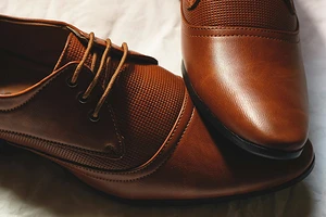 Как размягчить обувь из кожи: 9 способов в домашних условиях