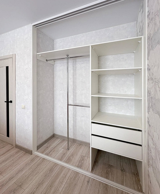 Наполнение шкафа-купе: как спланировать хранение, чтобы поместилось все (54 фото)