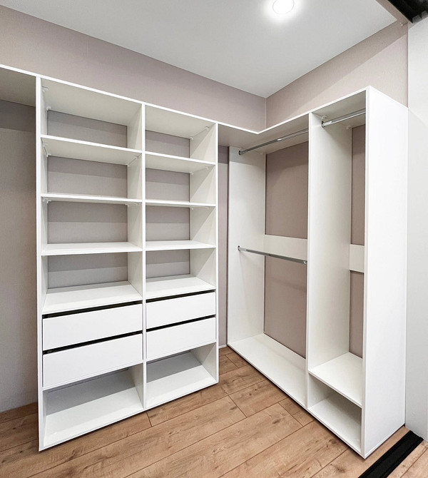 Наполнение шкафа-купе: как спланировать хранение, чтобы поместилось все (54 фото)
