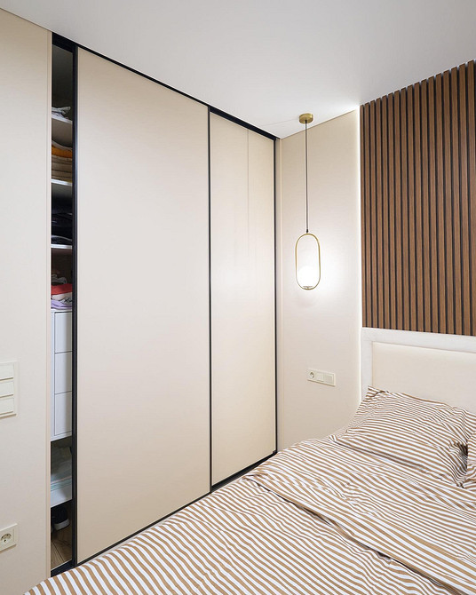 Наполнение шкафа-купе: как спланировать хранение, чтобы поместилось все (54 фото)