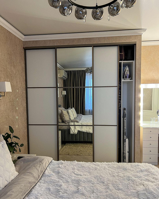 Наполнение шкафа-купе: как спланировать хранение, чтобы поместилось все (54 фото)