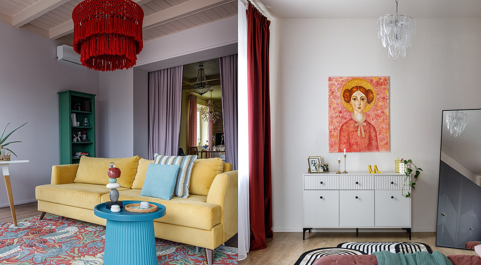 Про смелость быть собой: яркая переделка в доме для стилиста