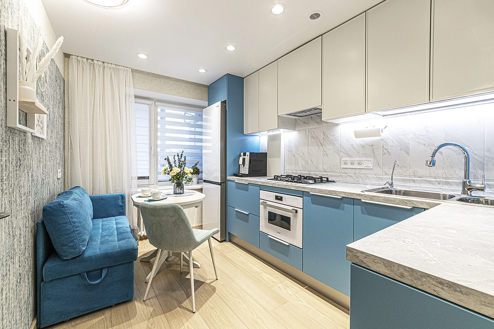 Дизайн интерьера узкой кухни: правила оформления и расстановки мебели (64 фото)