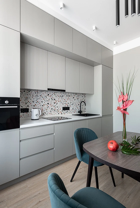 Дизайн интерьера узкой кухни: правила оформления и расстановки мебели (64 фото)