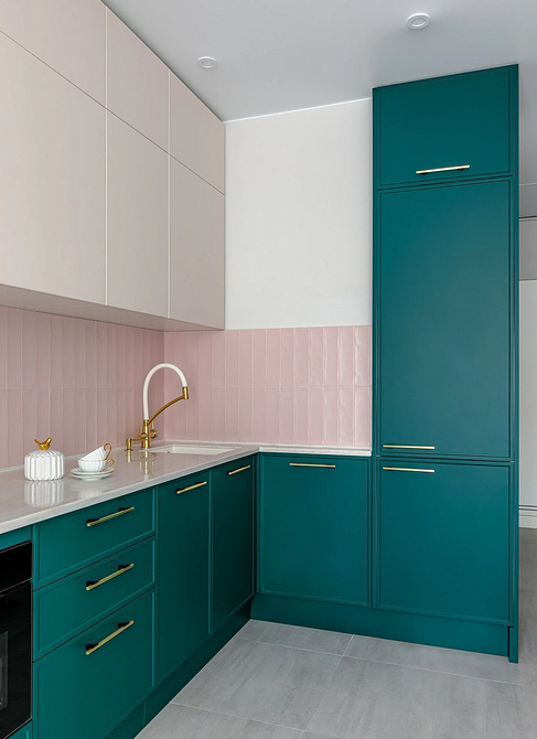 Дизайн интерьера узкой кухни: правила оформления и расстановки мебели (64 фото)