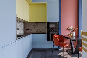 Это красиво: 6 ярких кухонь из российских проектов