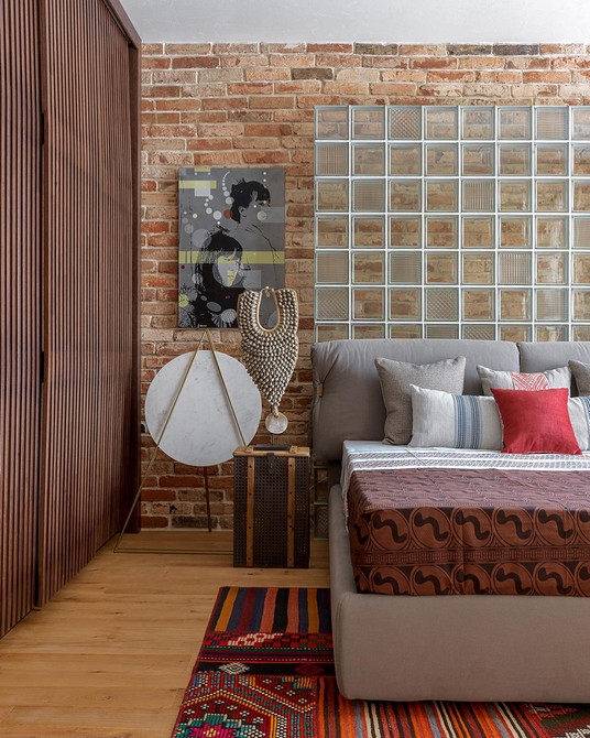 Стеклоблоки в интерьере: плюсы и минусы, варианты применения (93 фото)