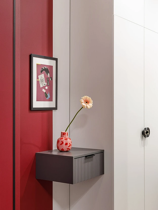 Как красиво повесить постеры: 5 популярных схем и красивые идеи (97 фото)