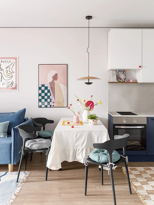 Как красиво повесить постеры: 5 популярных схем и красивые идеи (97 фото)