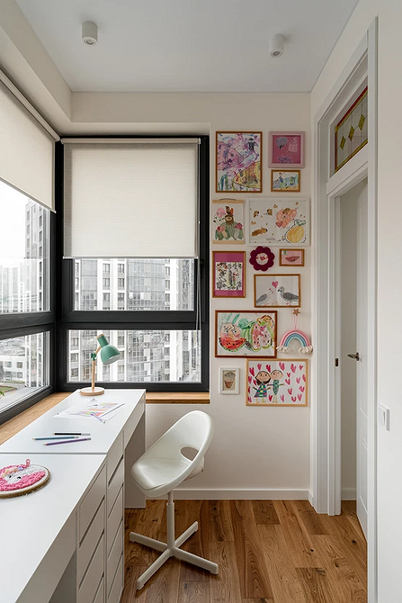 Как красиво повесить постеры: 5 популярных схем и красивые идеи (97 фото)