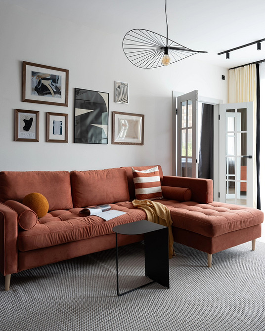 Как красиво повесить постеры: 5 популярных схем и красивые идеи (97 фото)