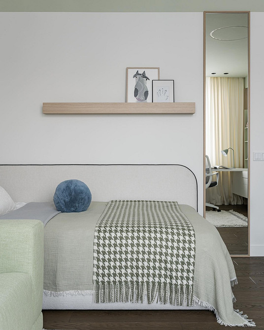 Как красиво повесить постеры: 5 популярных схем и красивые идеи (97 фото)