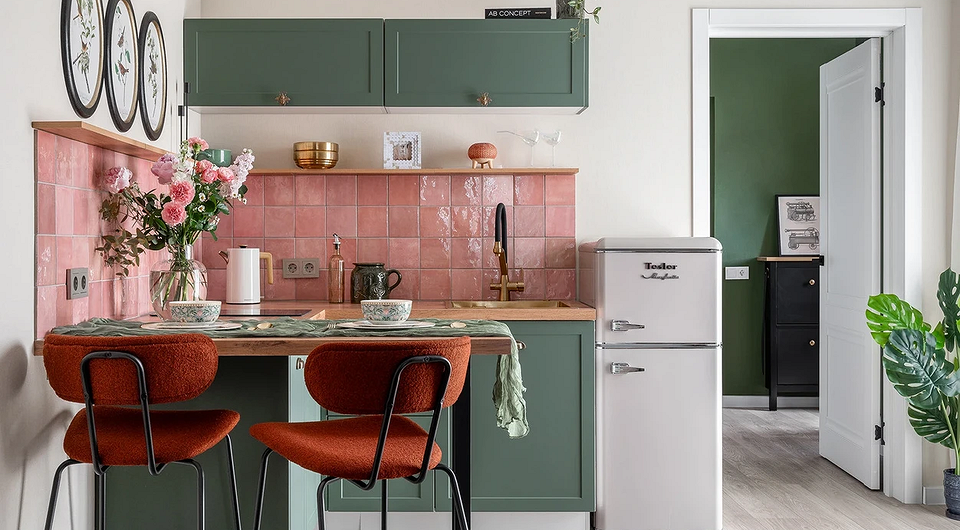 Как добавить цвет в интерьер и не пожалеть: 6 примеров из реальных проектов