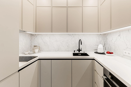 Порядок на кухонной столешнице: 7 идей, которые работают