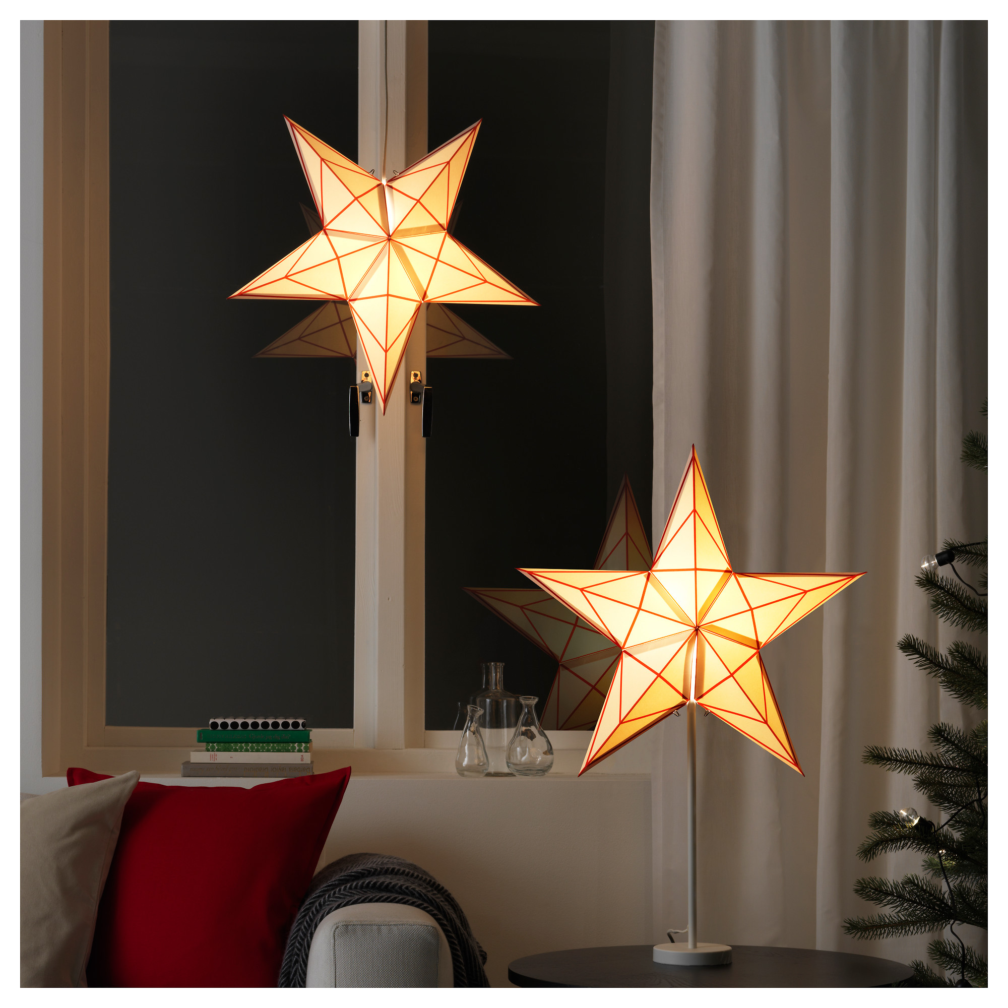 Абажур Strola, Ikea. Цена - 299 рублей. Фото: ikea.com Праздничное настроение: подборка классных интерьерных подарков к Новому году