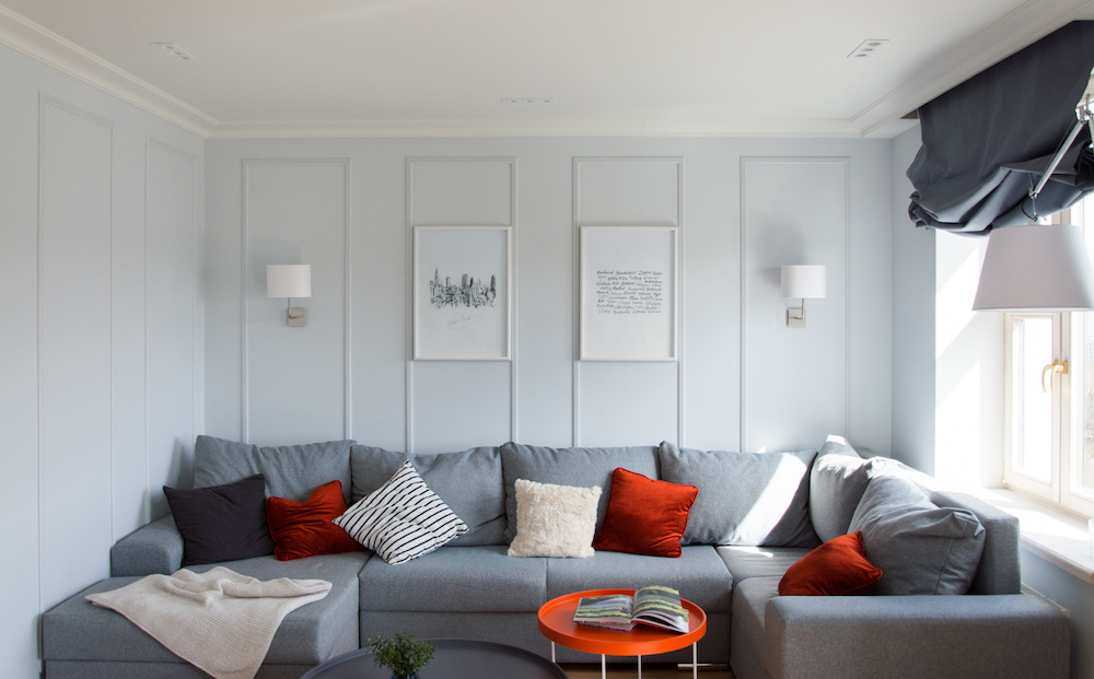 Интерьер квартиры в стиле скандинавского модерна с классическими элементами Нью-Йоркских апартаментов