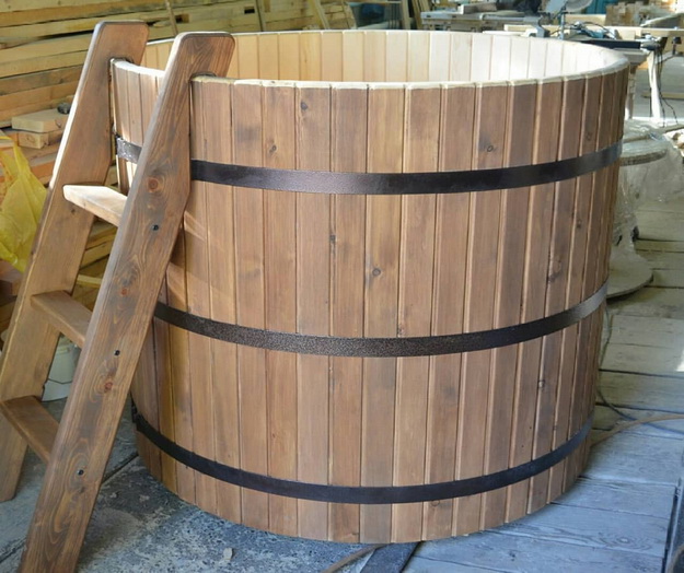 Купель для бани: деревянная, пластиковая, композитная